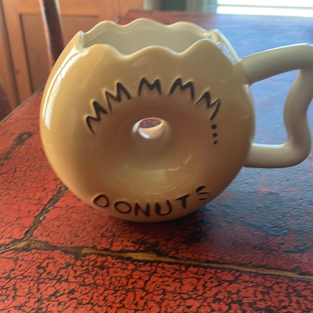 Donut mug